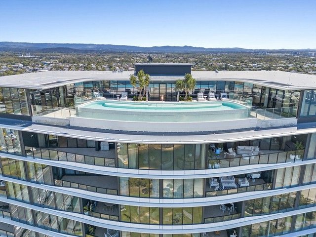 304/180 Marine Parade, QLD 4215