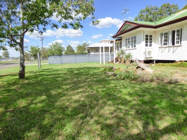 18 Russell Street, QLD 4455