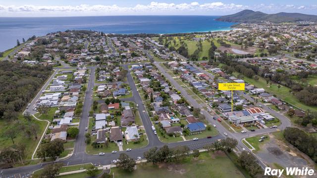 38 Lake Street, NSW 2428