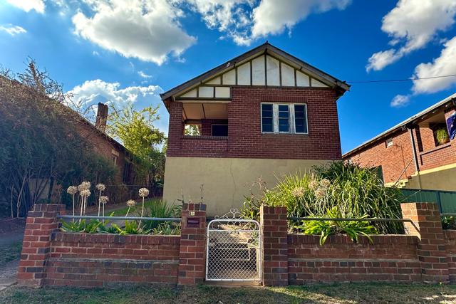 137 Nasmyth Street, NSW 2594