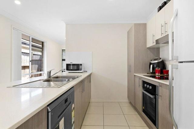 5 Larcom Crescent, QLD 4301
