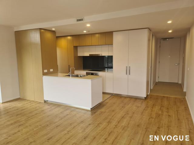 90/99 Eastern Valley Way, ACT 2617