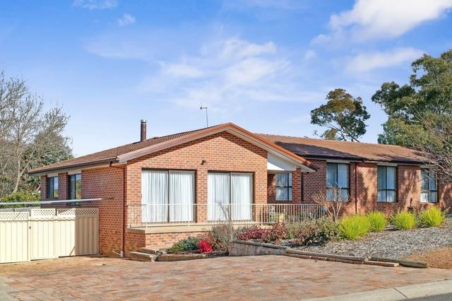 48 Cossington Smith Crescent, ACT 2602