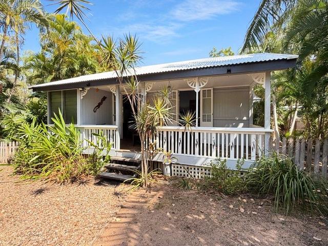 11 Barbarra St, QLD 4819