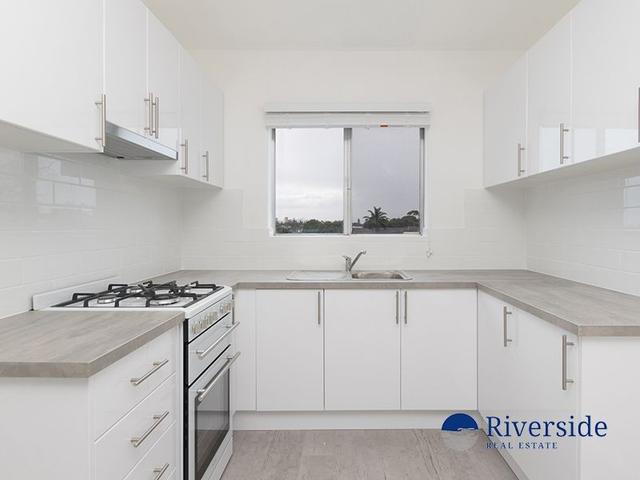 22/115 Monument Street, WA 6012