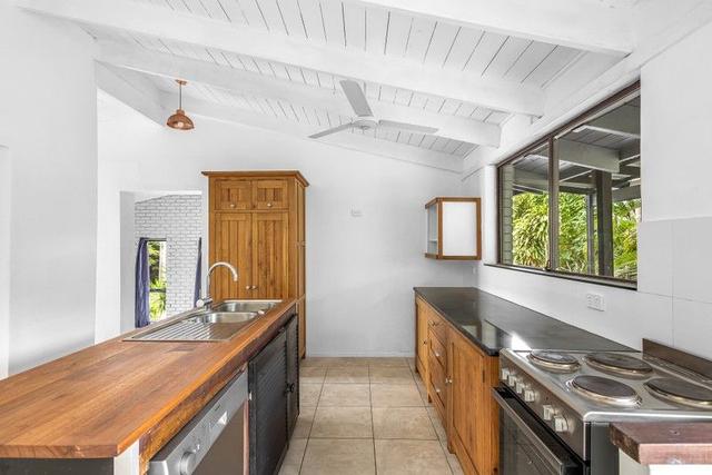 27 Toulambi Street, QLD 4567