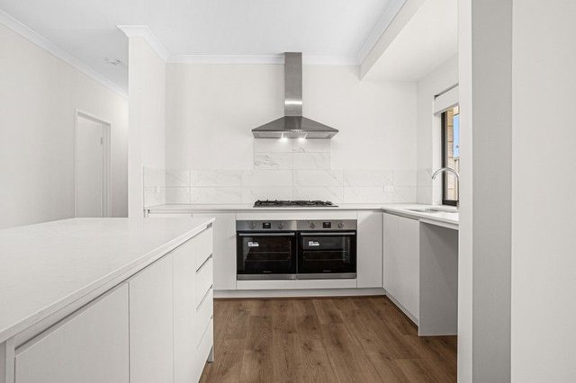 166 Quartermaine Boulevard, WA 6167