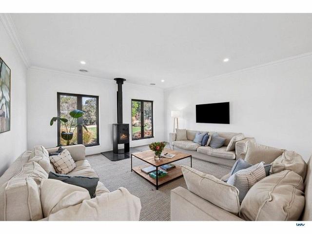 17 Stringybark Drive, VIC 3228