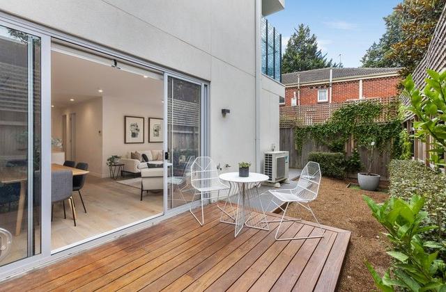 4/6 Cromwell Road, VIC 3141