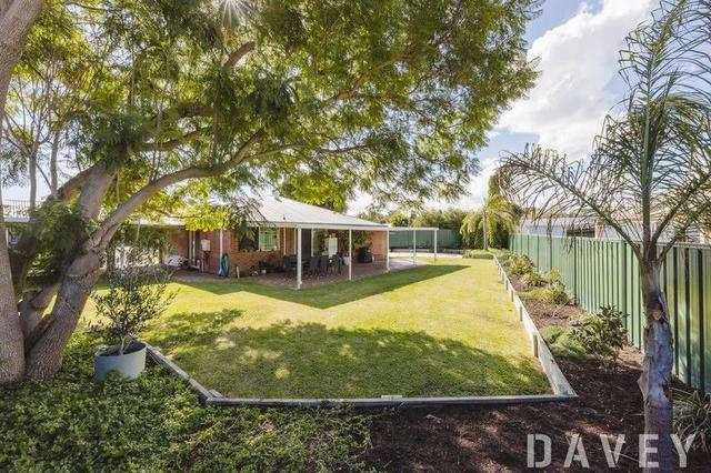 16 Dennell Court, WA 6064