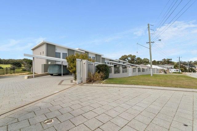 2/140 St Andrews Drive, WA 6035