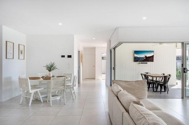 18 Sitella Place, QLD 4553