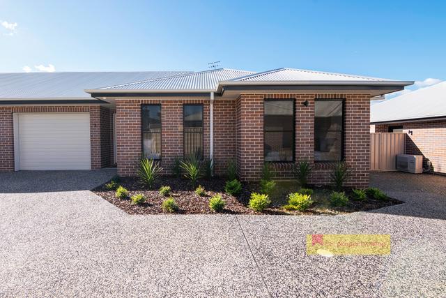 2/57a Cox Street, NSW 2850