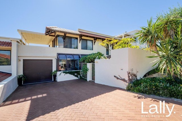 12 Warri Road, WA 6015