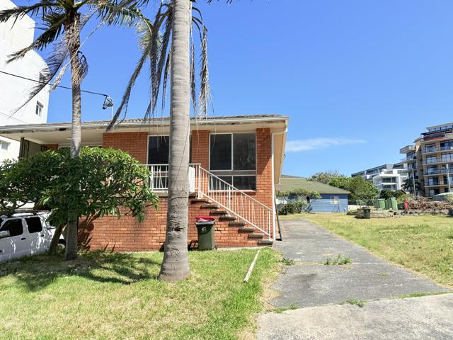 1/8 Beach Street, NSW 2261