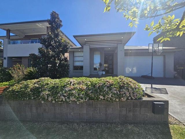 4 Katoomba St, NSW 2769