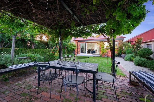 569 Hovell Street, NSW 2640
