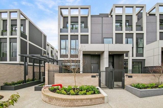 25 Maple Walk, VIC 3039