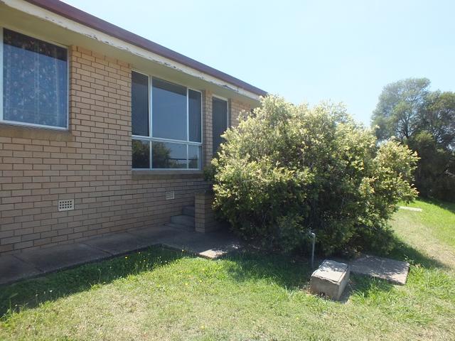 3/82 East Street, NSW 2810