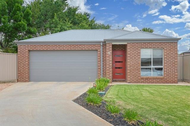 5 Manhattan Court, VIC 3500