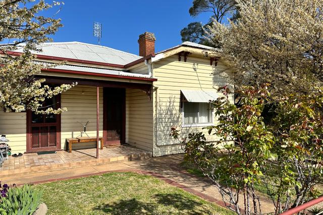 2/60 Crown Street, NSW 2590