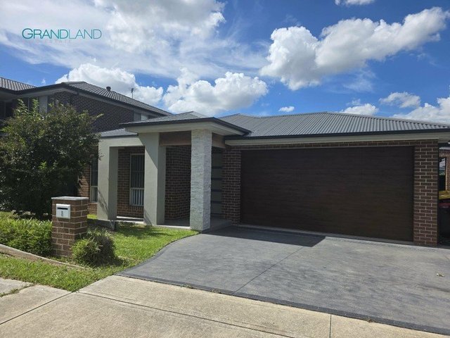 8 Nivelle Road, NSW 2174