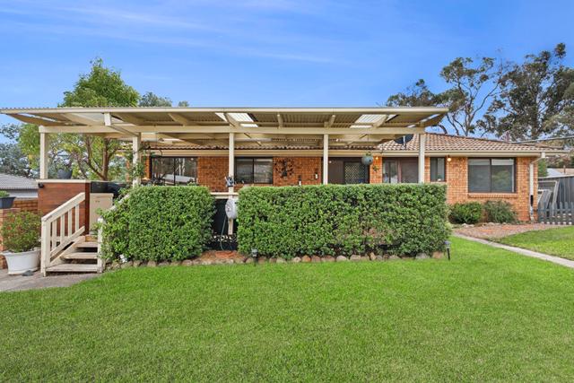76 Heagney Crescent, ACT 2905