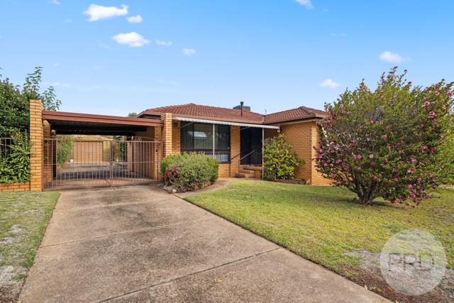 34 Temerloh Avenue, NSW 2650