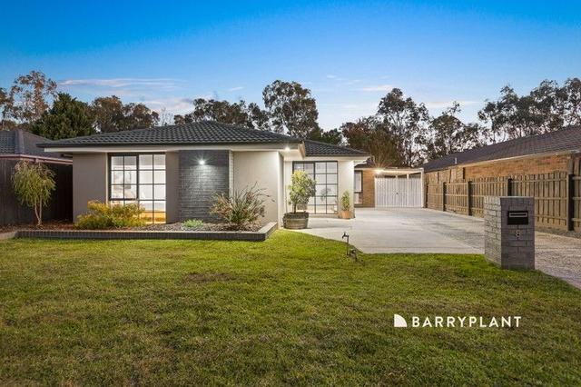8 Insignia Crescent, VIC 3806