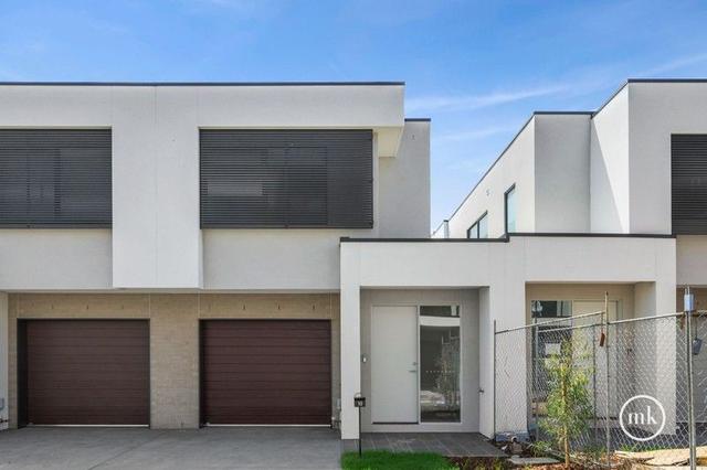 10 Cockatoo Close, VIC 3752