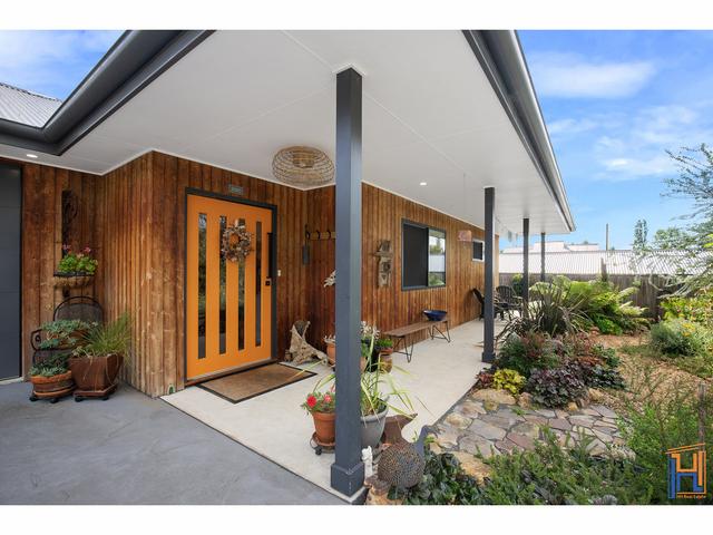 1 Salmon Avenue, NSW 2350