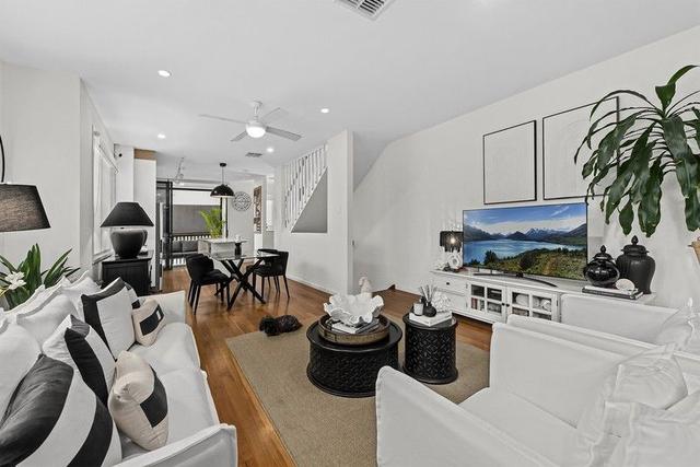 8/126 School Road, QLD 4104
