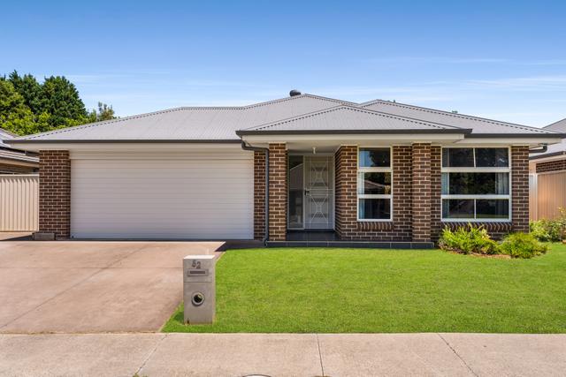 52 Kamilaroi Crescent, NSW 2575