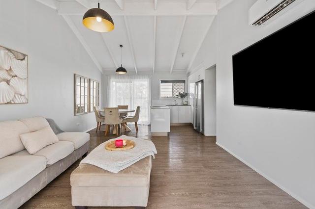 31 Phyllis St, QLD 4305