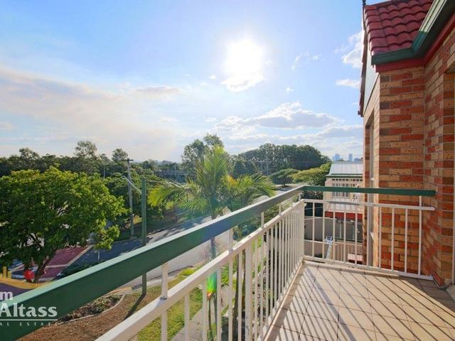 5/2 Ninth Avenue, QLD 4151