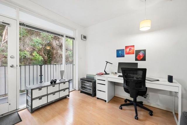 14/1 Lumley Court, VIC 3181