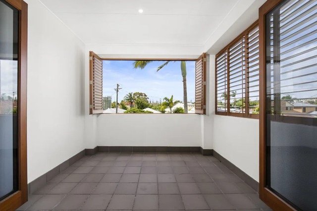 1/40 Chainey Avenue, QLD 4220