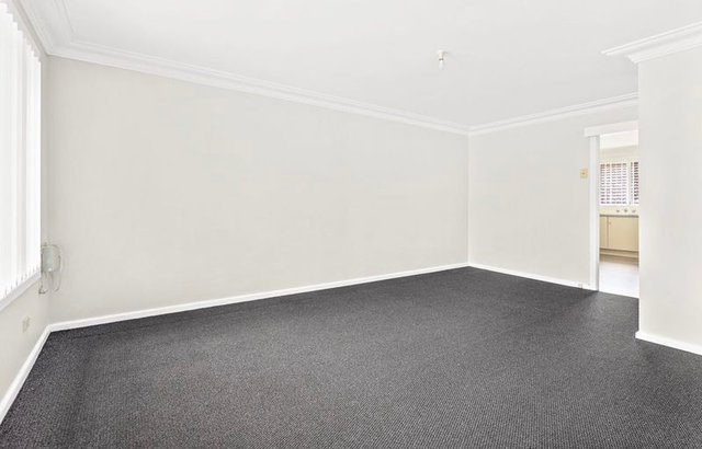 3/53 Rosemont St, NSW 2500