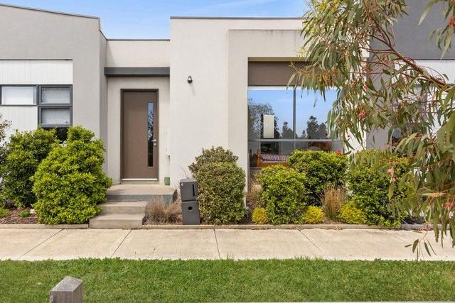 4 Oleary Walk, VIC 3217