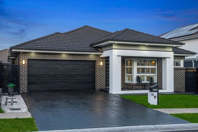 38 Mary Wade Place, NSW 2171