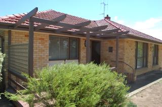 Front pergola