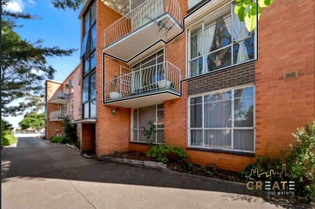 8/2 Forrest Street, VIC 3020