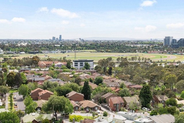 1109/1 Warde Street, VIC 3011