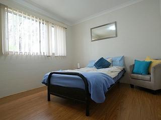 Bedroom (2012-10-02)
