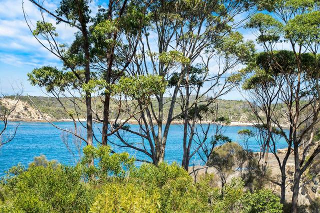 8 Illabunda Drive, NSW 2536