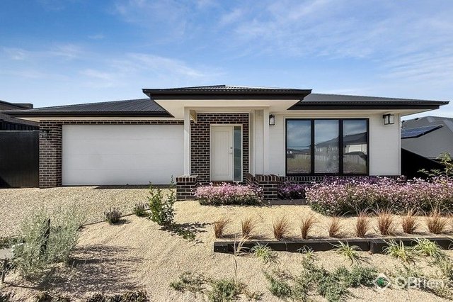 6 Regis Avenue, VIC 3820