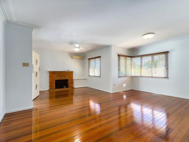 13 Stirling Street, QLD 4051