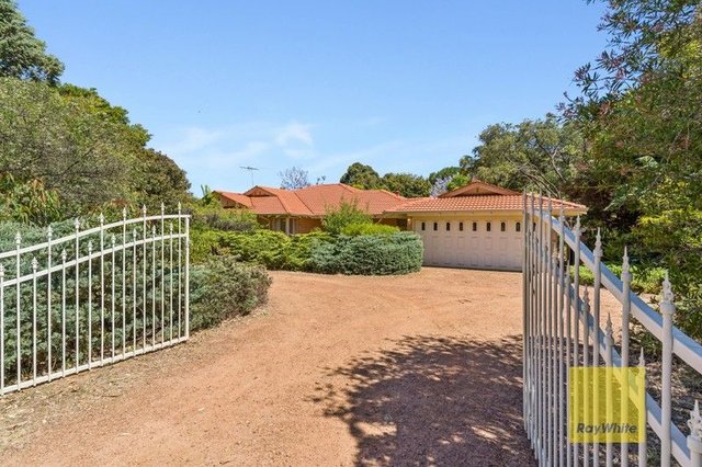 81 Ridge Hill Road, WA 6057