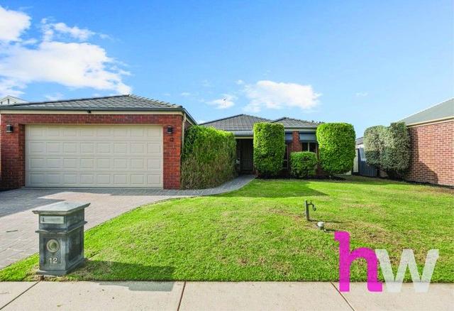 12 Carstairs Close, VIC 3216