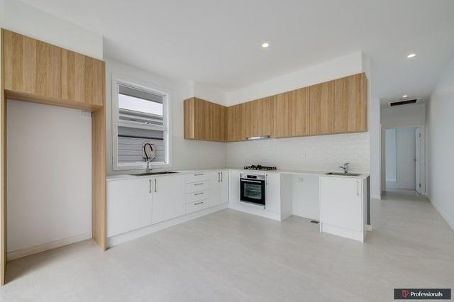 8B Mallee Close, NSW 2567